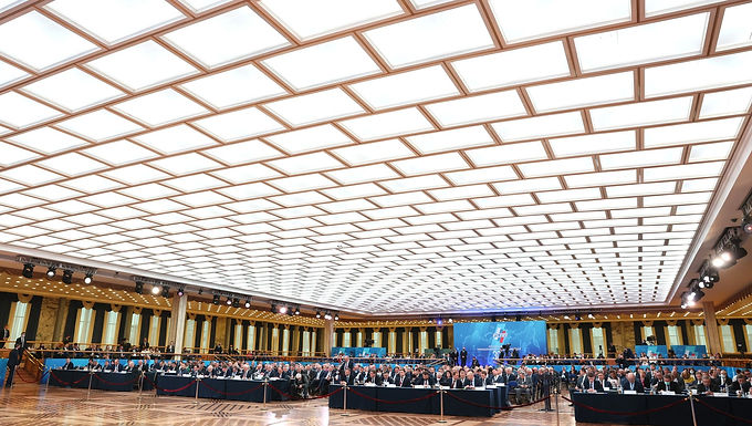 Rusia se jacta de que podría "venir al rescate" de Gran Bretaña aumentando los suministros de gas para bajar los precios mientras Putin se prepara para desairar la cumbre climática COP26 de Boris